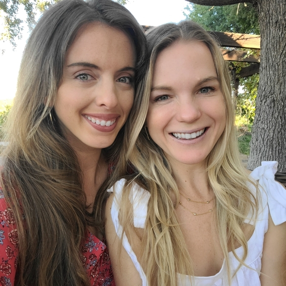 Meet your Posher, Emily - Picture 1 of 2